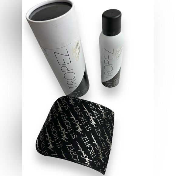 St Tropez x Ashley Graham Ultimate Glow Kit Self Tan Luxe Whipped Crème and Mitt - Picture 2 of 4